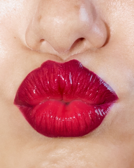 Pop bloom beauty a graphic flash beauty series by laia benavides